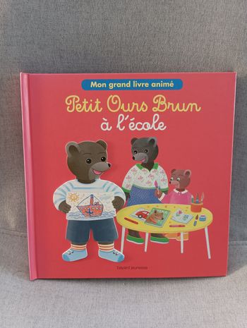 Grand Livre animé Petit ours brun a l'école