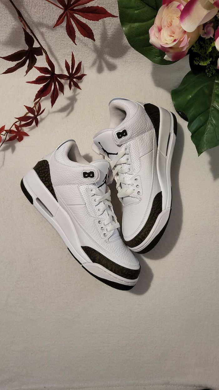 Air Jordan 3 Retro Mocha White Chrome Dark Mocha - Unisex - 136064122 - Size : 42.5 🌈🌈 - photo numéro 2