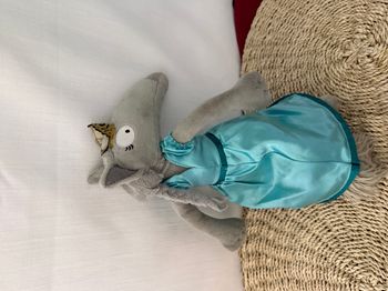 Loup - Peluche Louve princesse NED
