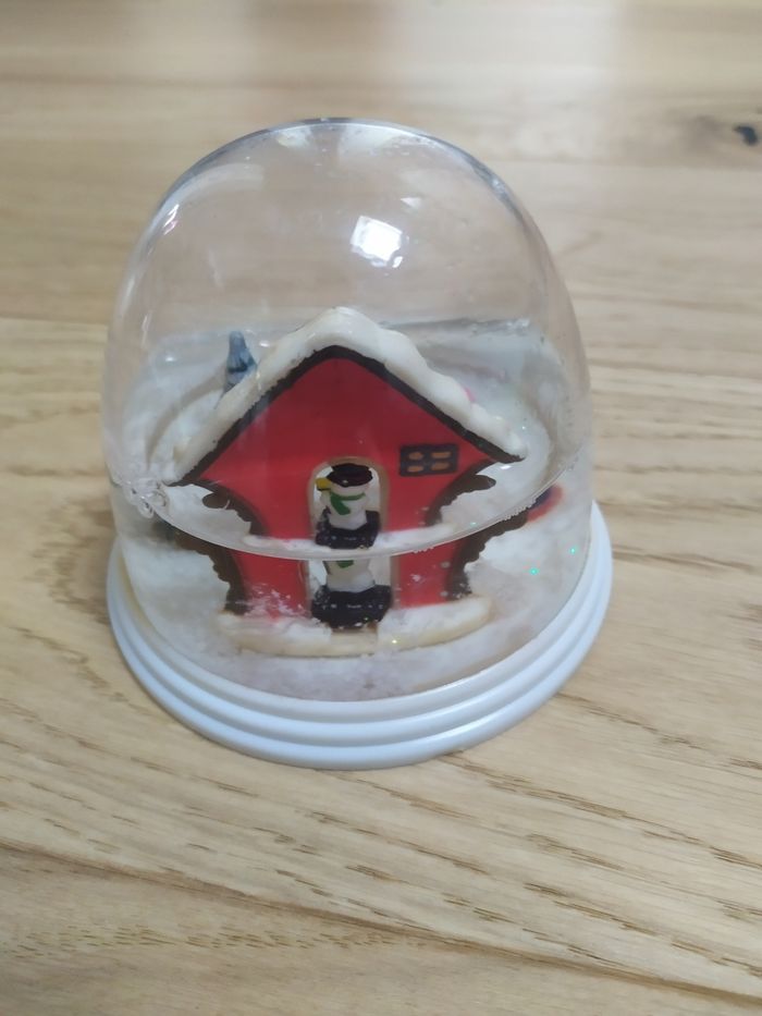 Lot de 2 boules à neige de Noël châlet - photo numéro 4