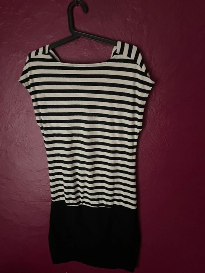 Robe Morgan - T34/XS - photo numéro 4