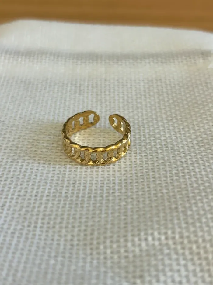 Bague chaîne dorée