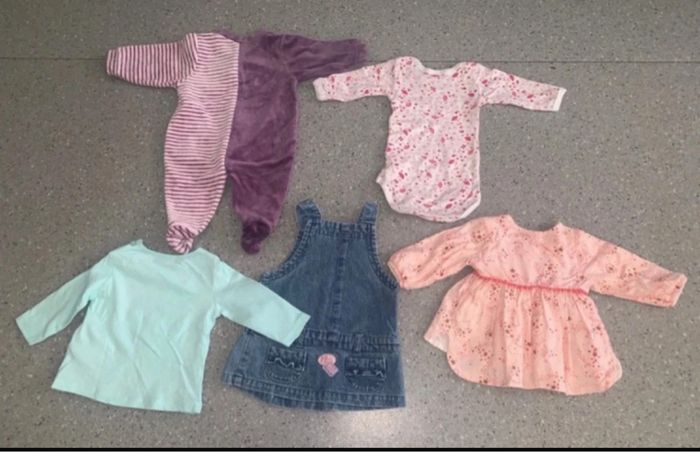 Lots 3 mois filles - photo numéro 7