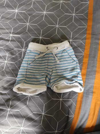 Short 24 mois Tape à l'oeil