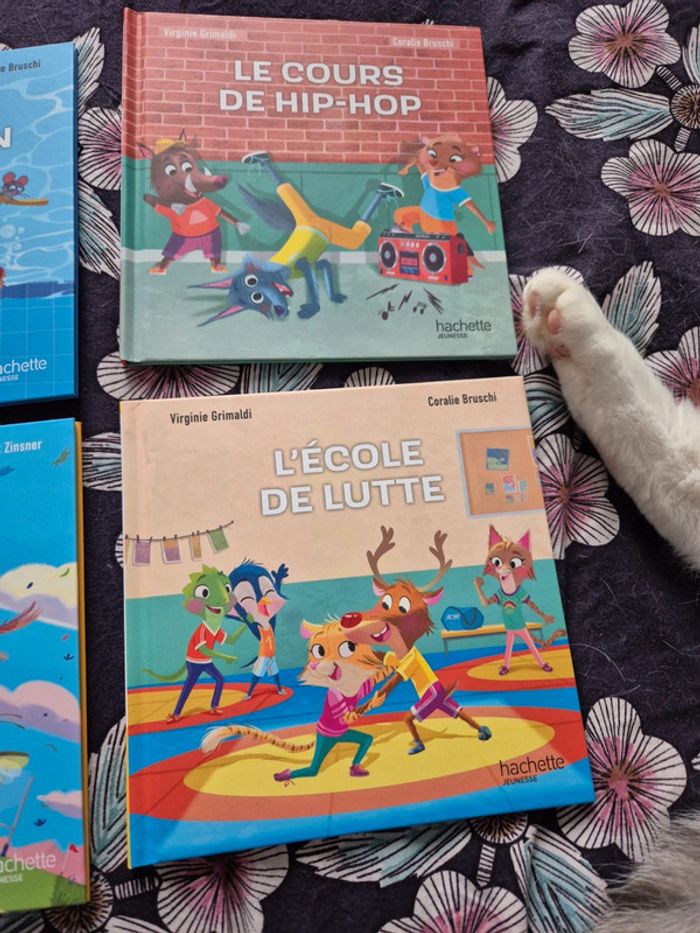 Lot livres hachette jeunesse esprit sportif - photo numéro 3