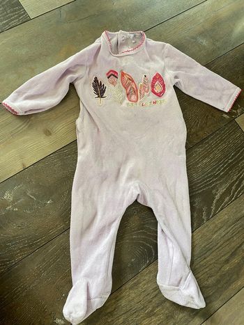 Grenouillère pyjama kitchoun 12 mois rose plumes