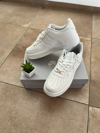 NIKE Air Force 1 42