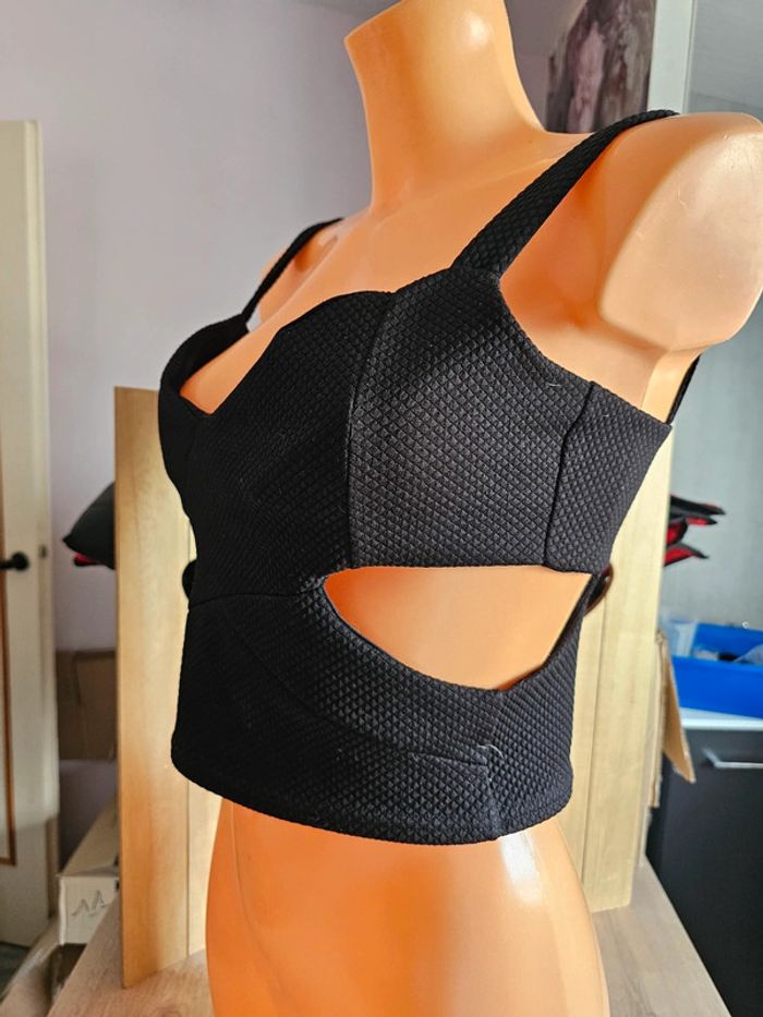 Crop top noir, jennyfer, taille M / 38