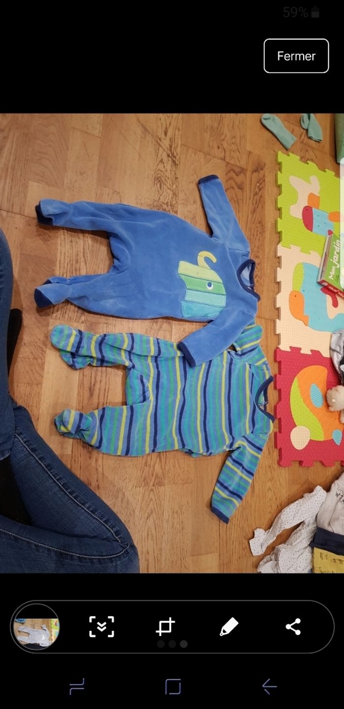 4 pyjamas - photo numéro 3