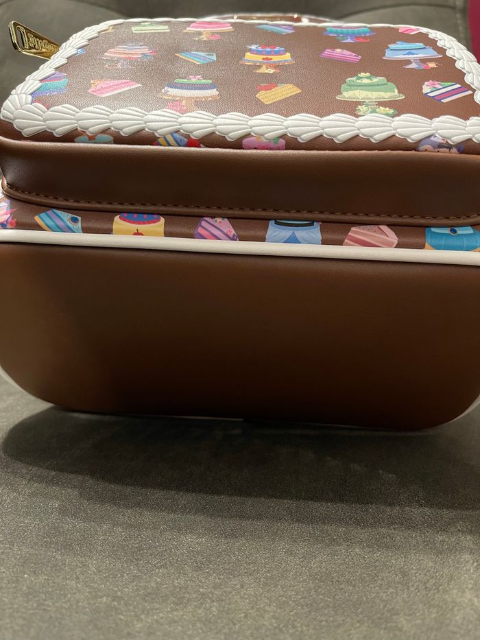 Disney Loungefly Mini Sac A Dos Princess Cakes - photo numéro 7