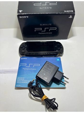 PlayStation Portable PSP E3004 Édition Gran Turismo