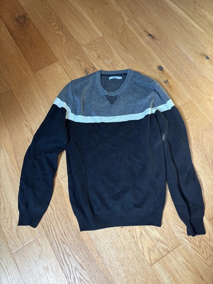 Pull M