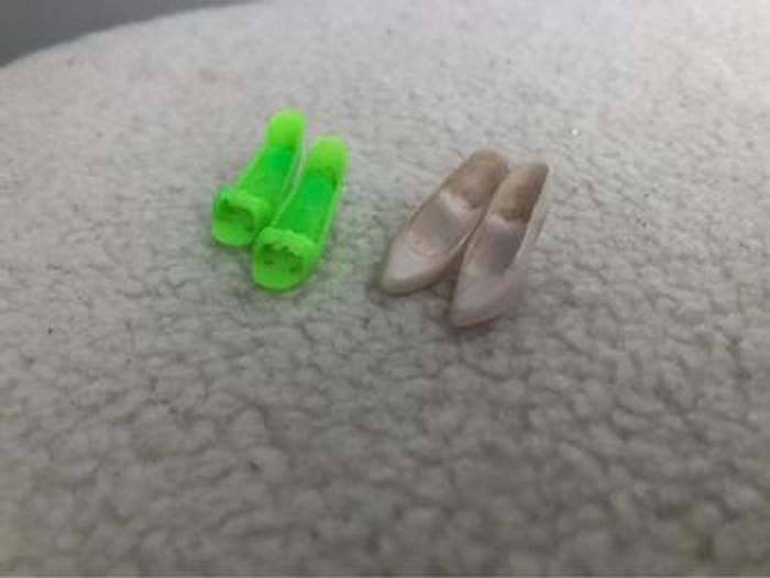 Lot 2 paires d’escarpins chaussures à talon de mariée