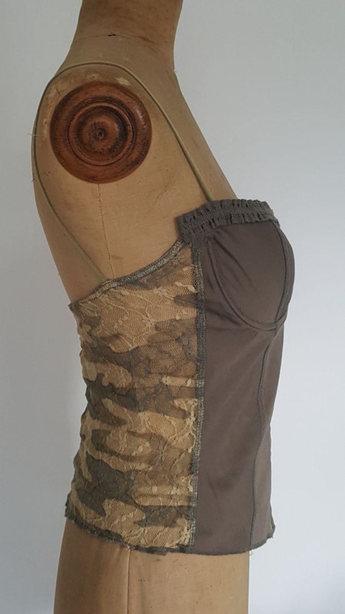 Bustier kaki camouflage 40