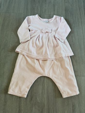 Ensemble taille 9 mois