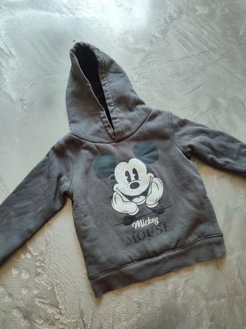 Pull à capuche Disney Mickey Polaire