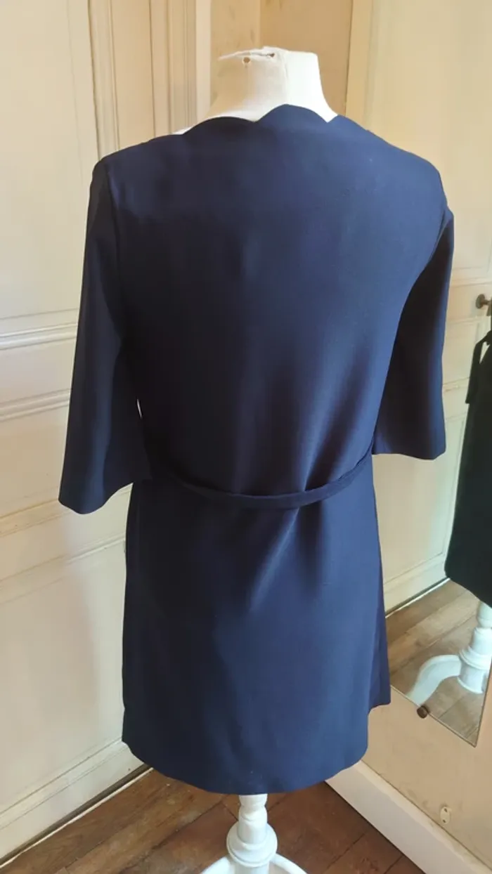 Robe noire Claudie Pierlot T36 - photo numéro 3