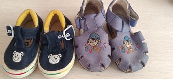Lot de 2 paires de chaussure bébé taille 18 TEX et OUI-OUI
