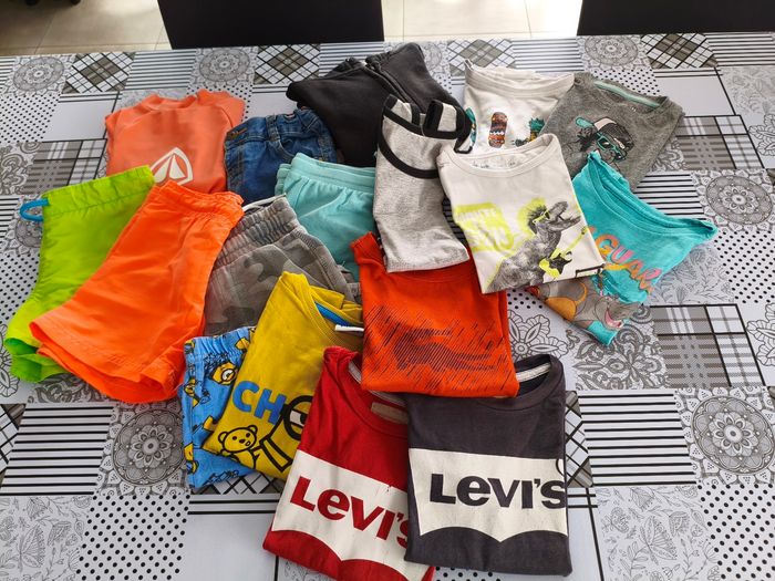 Lot vêtements garçon 4 ans