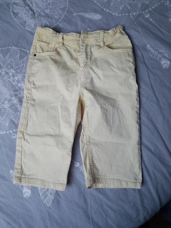 Short jaune clair