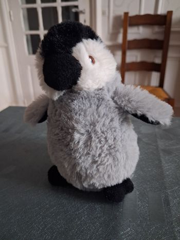 Doudou peluche pingouin
