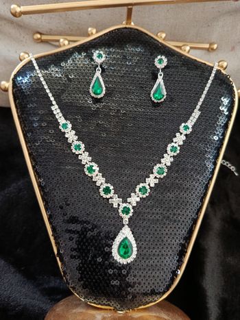 Parure Vert émeraude Diamanté