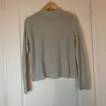 Pull gris