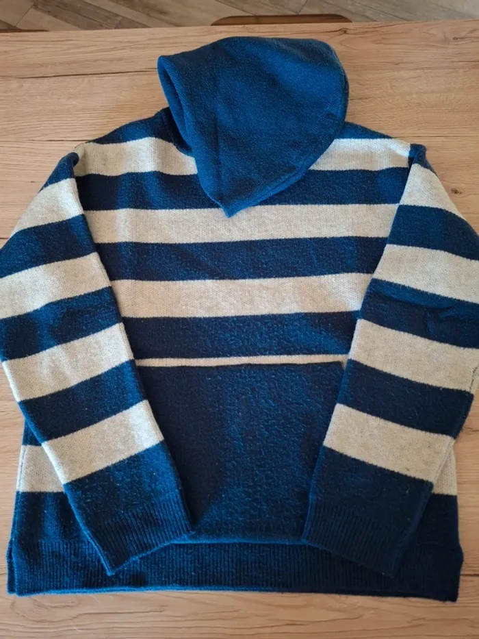 Pull laine tout doux kiabi 10 ans