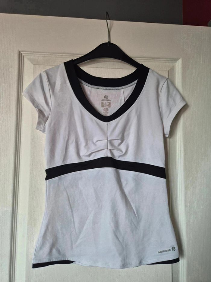 Tee shirt