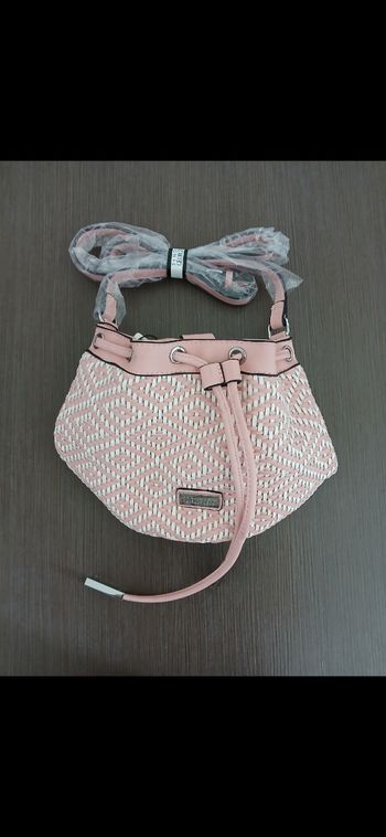 Sac a main rose synonyme Georges rech