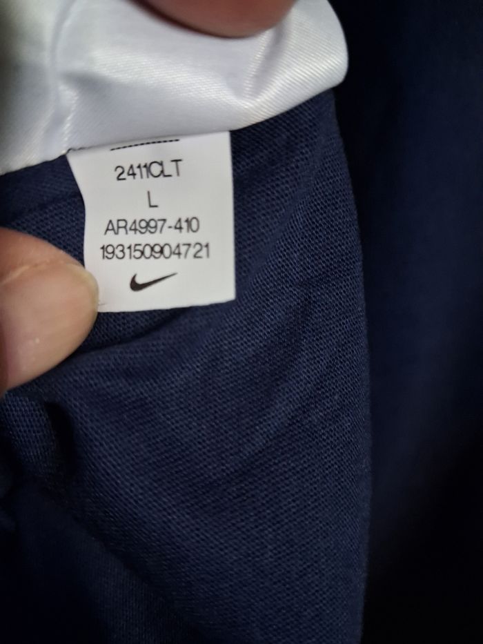 Tee-shirt PSG taille L - photo numéro 5