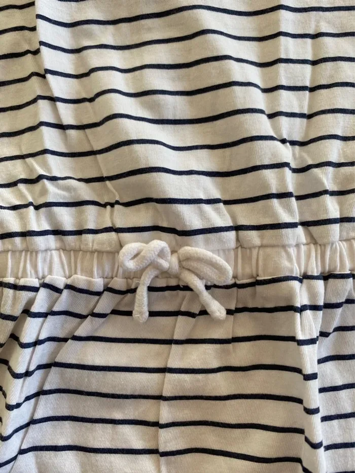 Robe kiabi blanche rayer marine - photo numéro 5