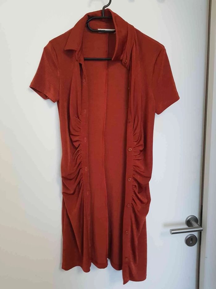 Robe boutonée élastique moulante taille 36 - photo numéro 2