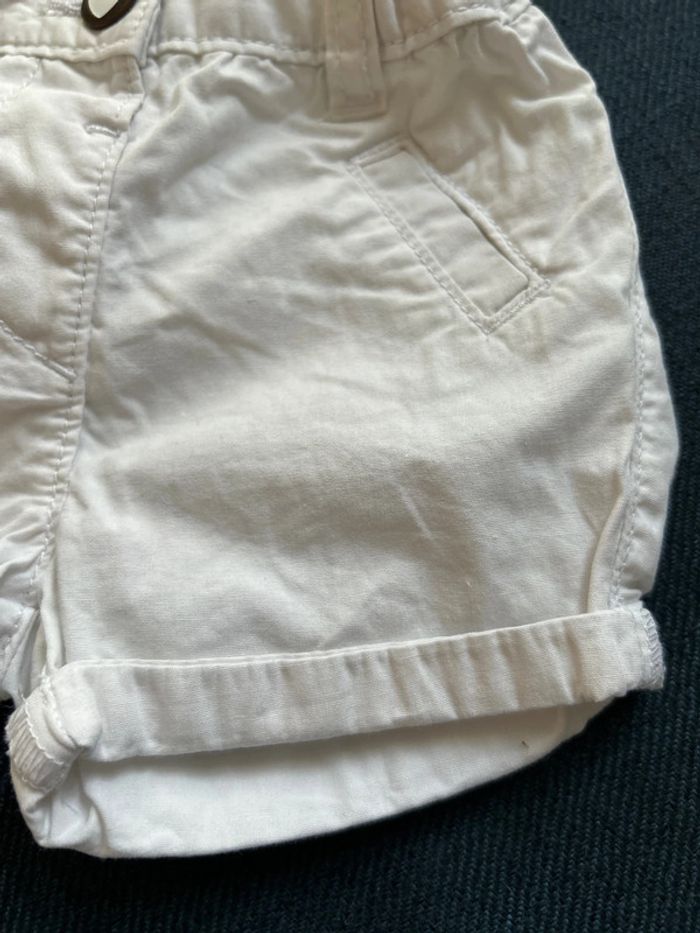 Short 3 mois kiabi - photo numéro 3