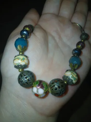 Collier encien tres bonne état !