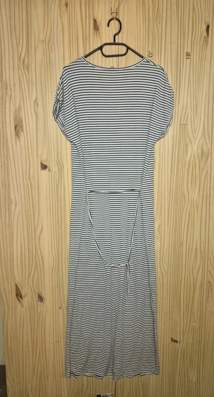 Robe longue - photo numéro 4