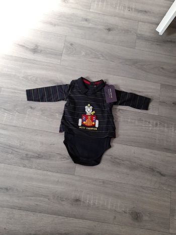 Body 2 en 1 taille 12 mois