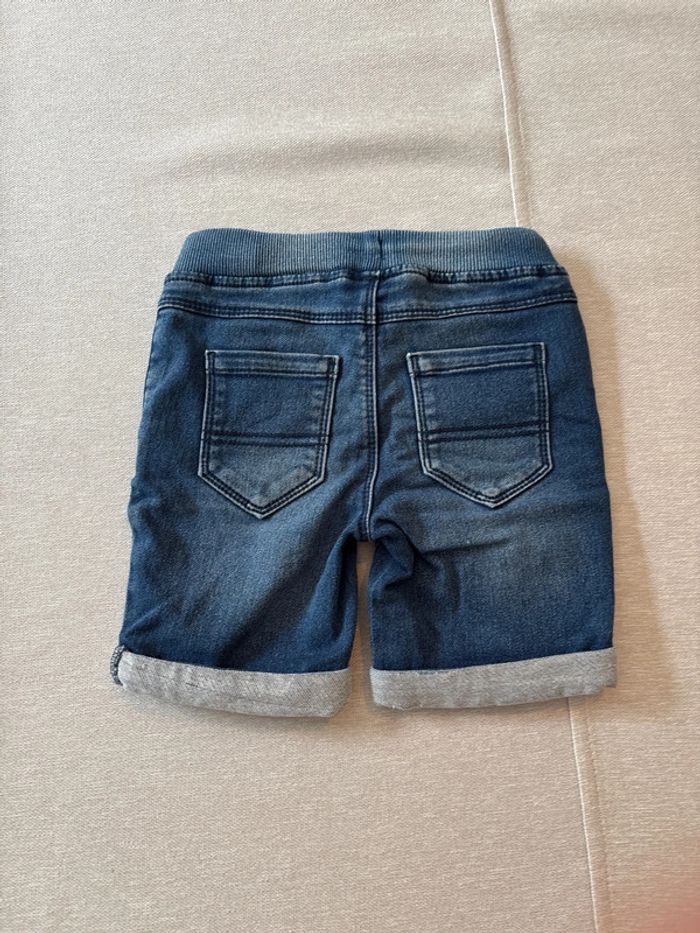 Lot 5 short 4 ans - photo numéro 9