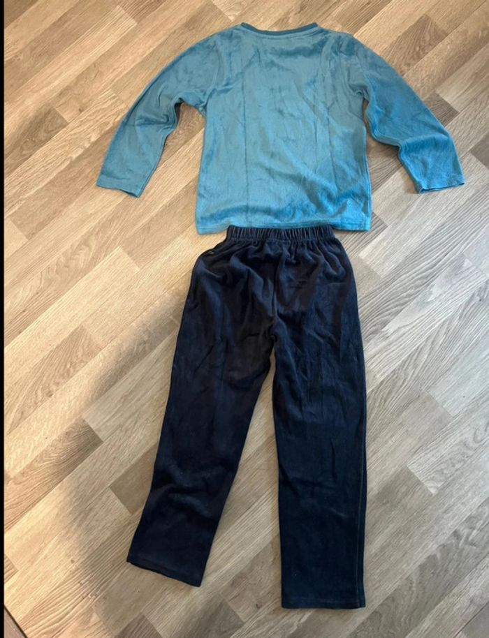 Tres jolie pyjama deux pièces pickatchu Pokémon  taille 8 ans - photo numéro 2