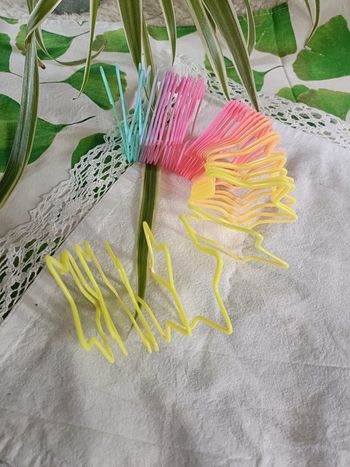 Ressort multicolore étoile