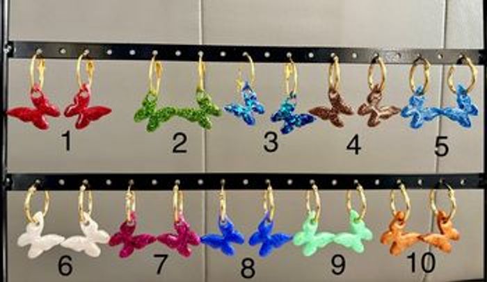 Créole et une paire de Charm interchangeables