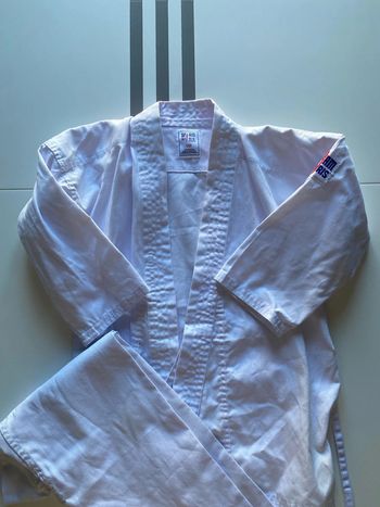Kimono karaté taille 130 cm