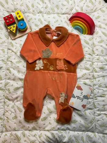 pyjama grenouillère en velours avec col 3 mois
