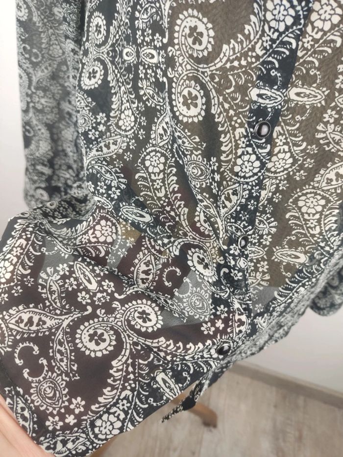 Chemise boutonnée manches longues transparente motif paisley noir et blanc taille XL DDP - photo numéro 8