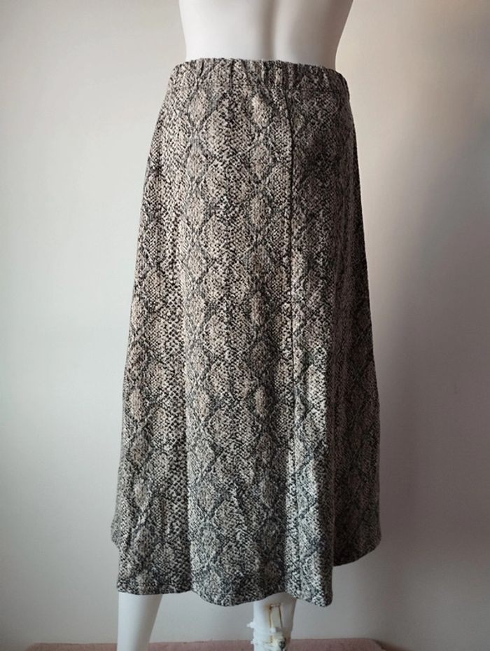 Jupe hiver mi longue imprimé 🐍 Zara taille M - photo numéro 3