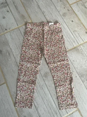 Très joli legging court fille 8 ans