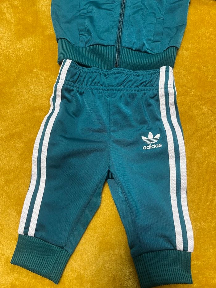 Ensemble jogging adidas bébé - photo numéro 3