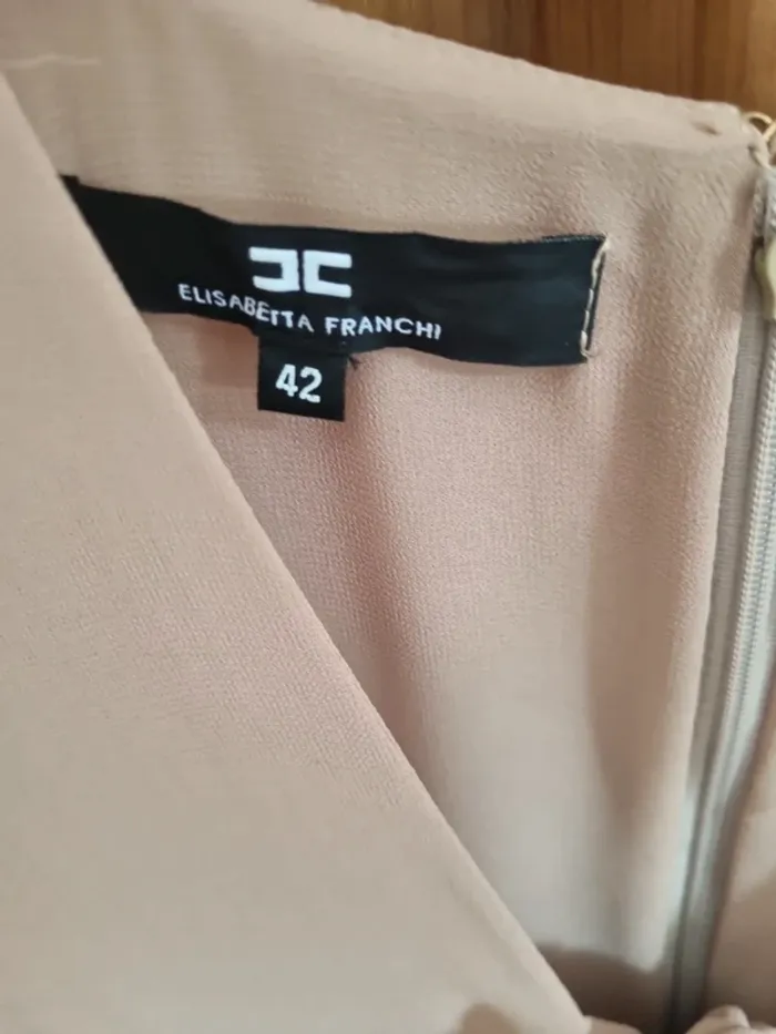 Robe chic nude Elisabetta Franchi - photo numéro 3