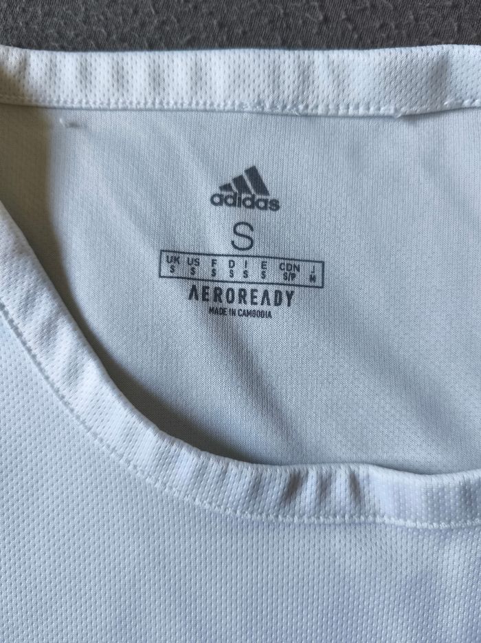 Maillot Adidas taille S - photo numéro 6