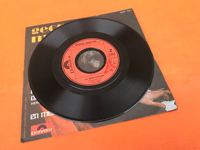 Vinyle 45 tours Georges Moustaki Marche de Sacco et Vanzetti (1971) - photo numéro 4